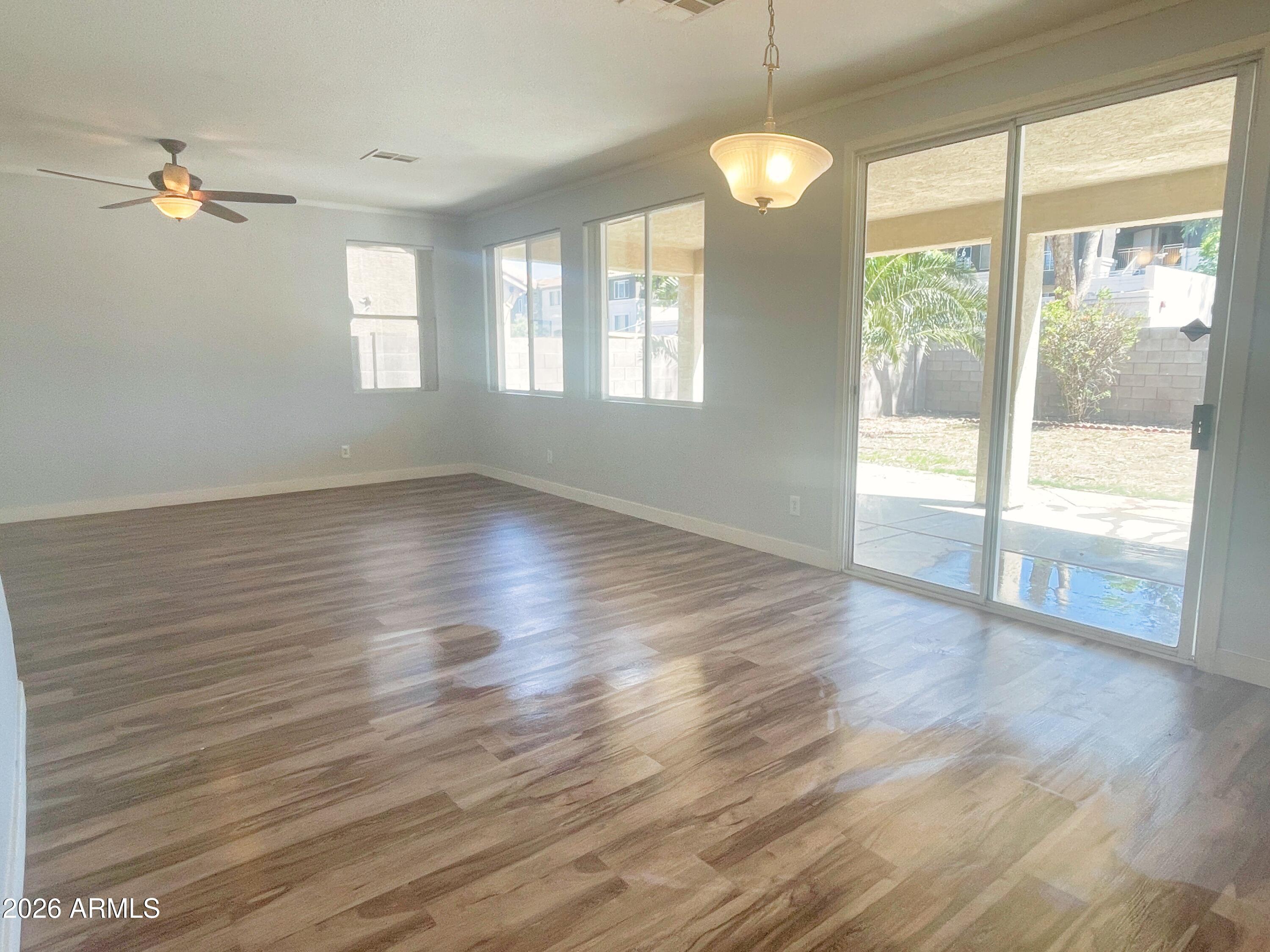 10445 West Granada Road Avondale, AZ 85392 - Photo 9 of 27