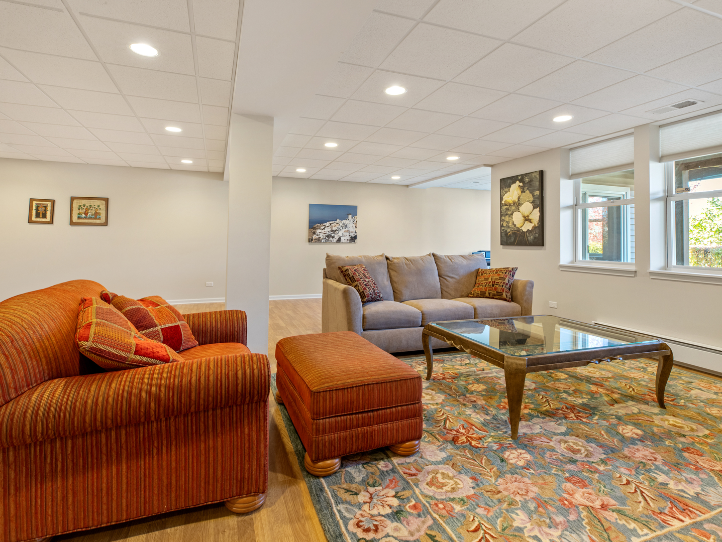 3001 Ravinia Circle Mundelein, IL 60060 - Photo 27 of 35 a living room with furniture and a window