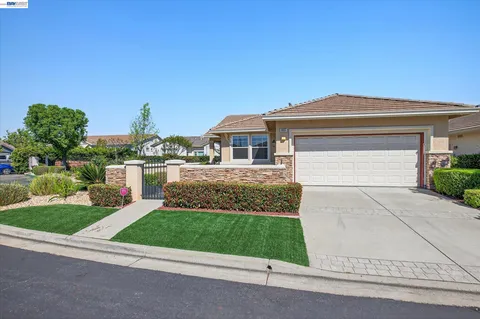 $575,000 | 1606 Regent Drive, Brentwood, CA 94513