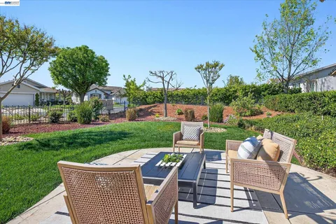 $575,000 | 1606 Regent Drive, Brentwood, CA 94513