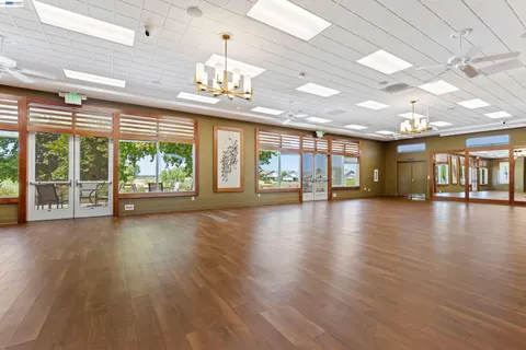 $575,000 | 1606 Regent Drive, Brentwood, CA 94513