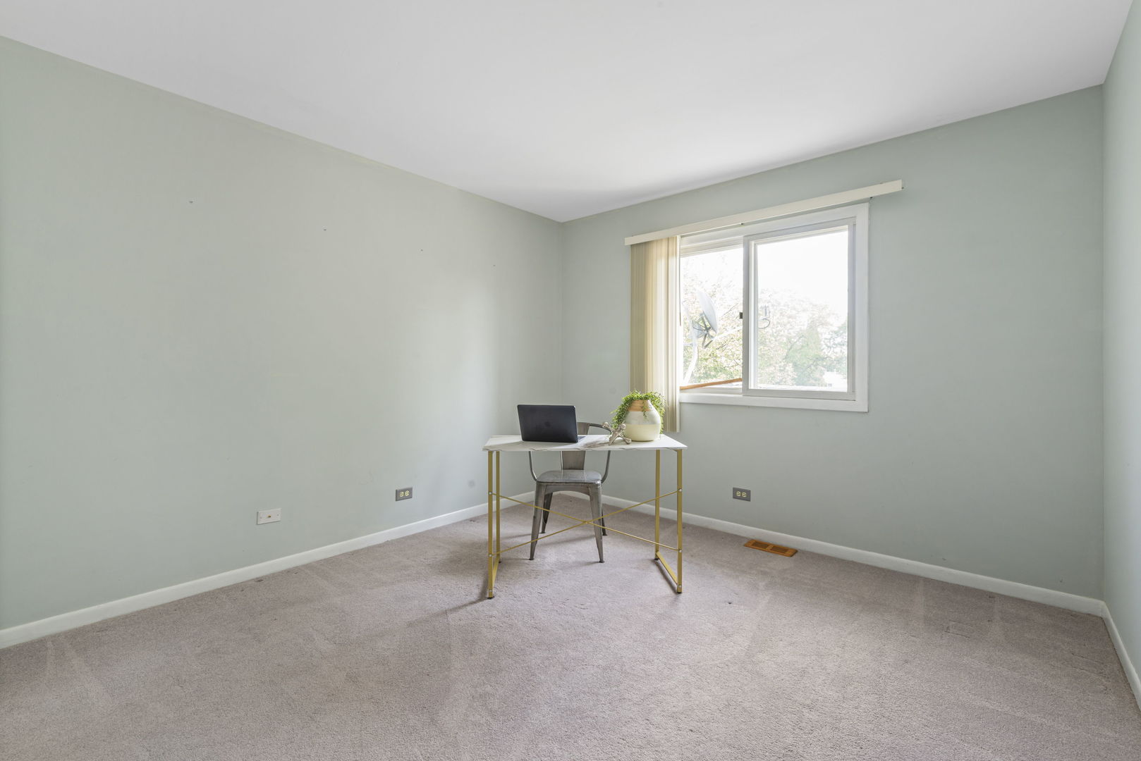 416 Swallow Lane Deerfield, IL 60015 - Photo 20 of 31 a view of room with workspace and windows