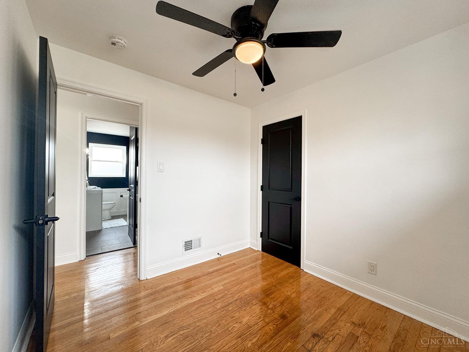 3151 South Road Cincinnati, OH 45248 - Photo 24 of 44