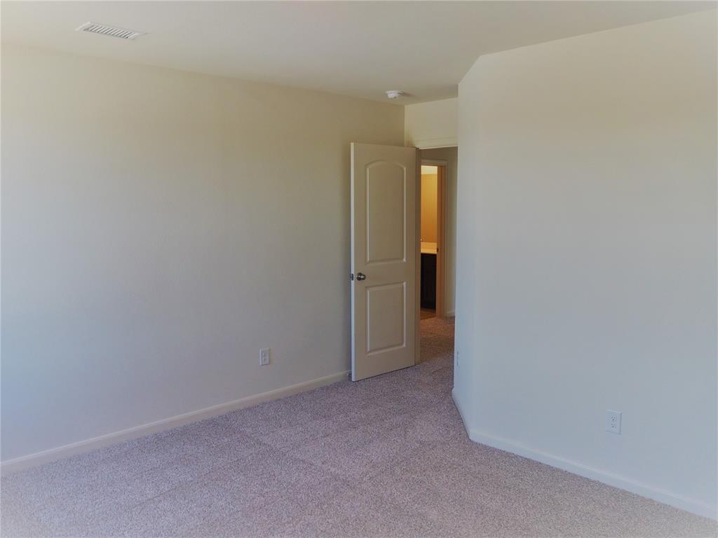 13612 Musselshell Drive Ponder, TX 76259 - Photo 25 of 39