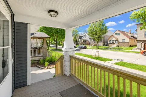 $319,900 | 2808 South Greeley Street, Milwaukee, WI 53207