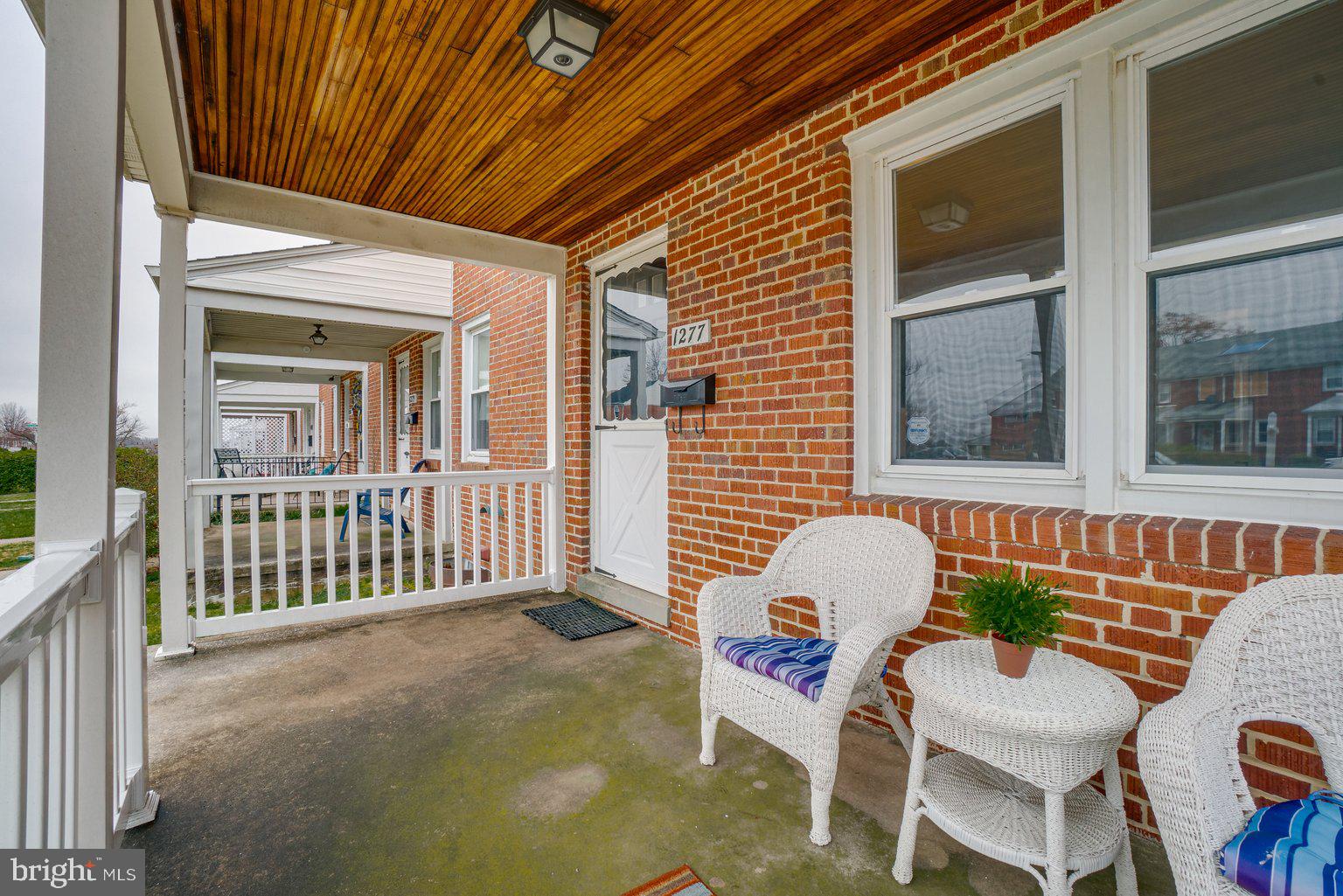 1277 Cedarcroft Road Baltimore, MD 21239 - Photo 3 of 32