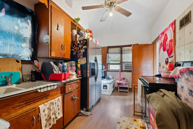 $184,900 | 1919 South 7th Street, Milwaukee, WI 53204