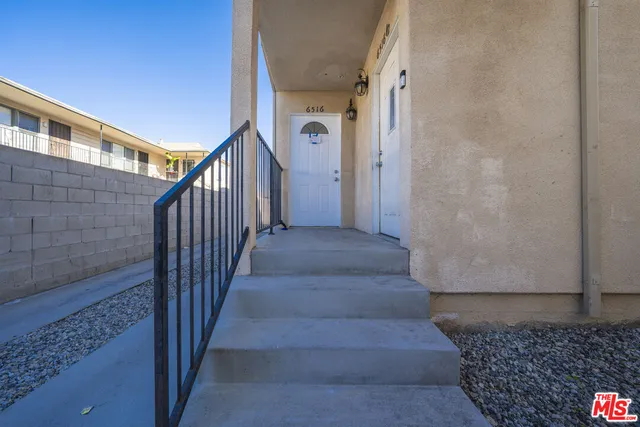 $3,200 | 6514 Brynhurst Avenue, Los Angeles, CA 90043