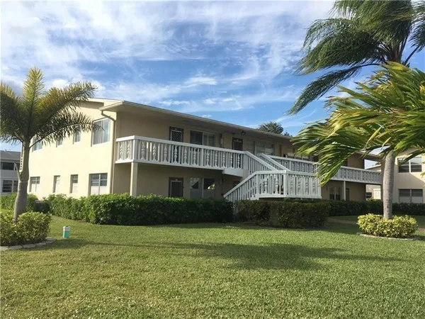 $2,200 | 355 Oakridge T, Unit 355, Deerfield Beach, FL 33442
