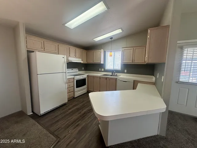 $85,000 | 18026 North Cave Creek Road, Unit 140, Phoenix, AZ 85032