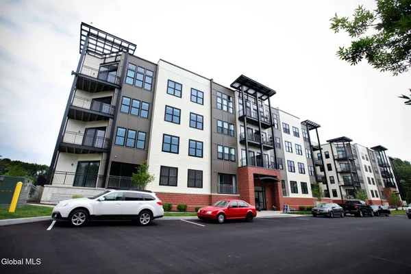 $2,740 | 308 Excelsior Avenue, Unit 407, Saratoga Springs, NY 12866