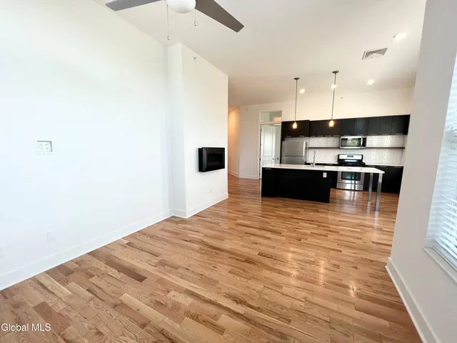 $2,667 | 308 Excelsior Avenue, Unit 407, Saratoga Springs, NY 12866