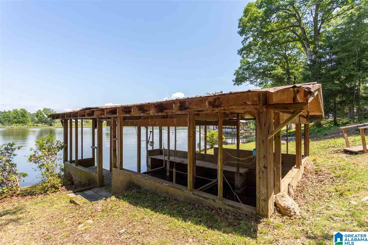 267 Albert Road Lincoln, AL 35096 - Photo 2 of 47