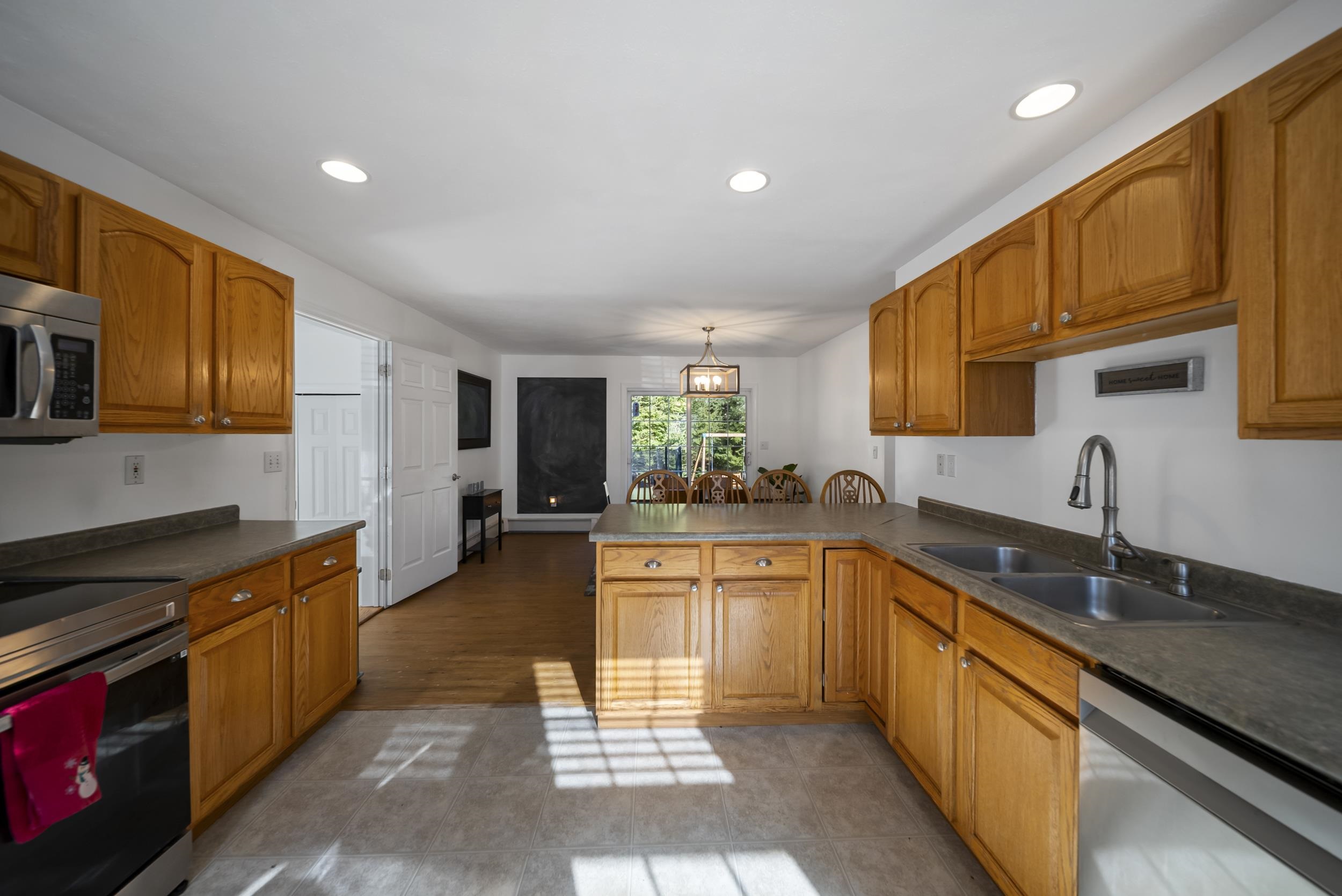 25 Jalen Road New Ipswich, NH 03071 - Photo 8 of 23