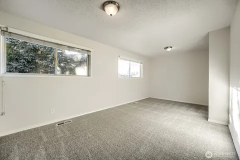 $599,950 | 25110 35th Avenue South, Kent, WA 98032