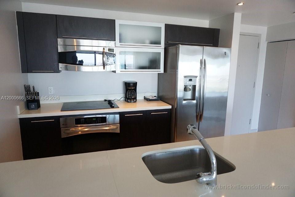 90 Southwest 3rd Street, Unit 3505 Miami, FL 33130 - Photo 6 of 28