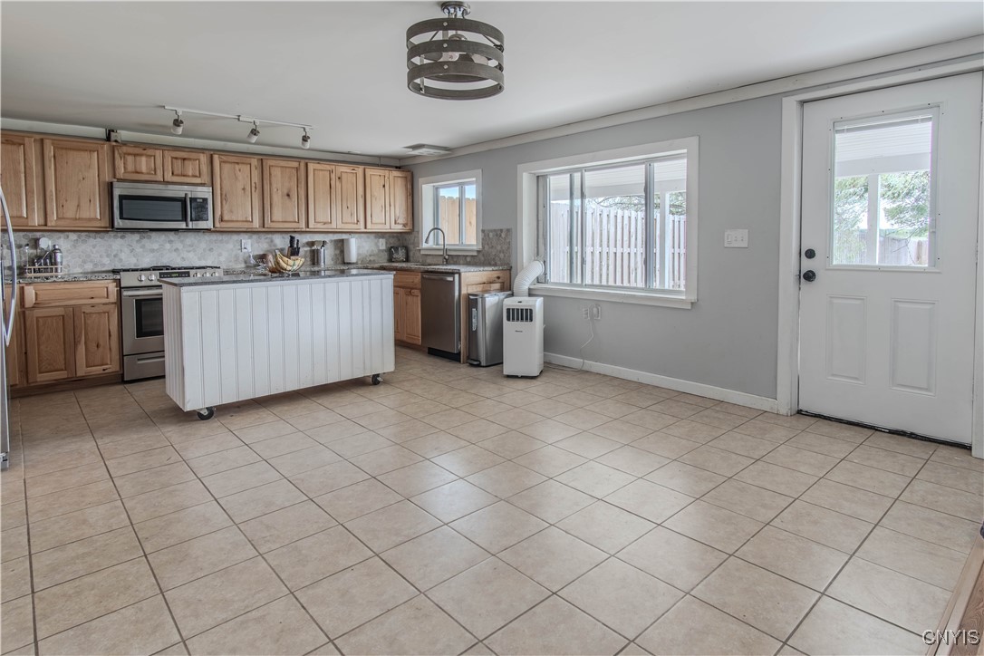 33036 Shimel Road Orleans, NY 13656 - Photo 9 of 32