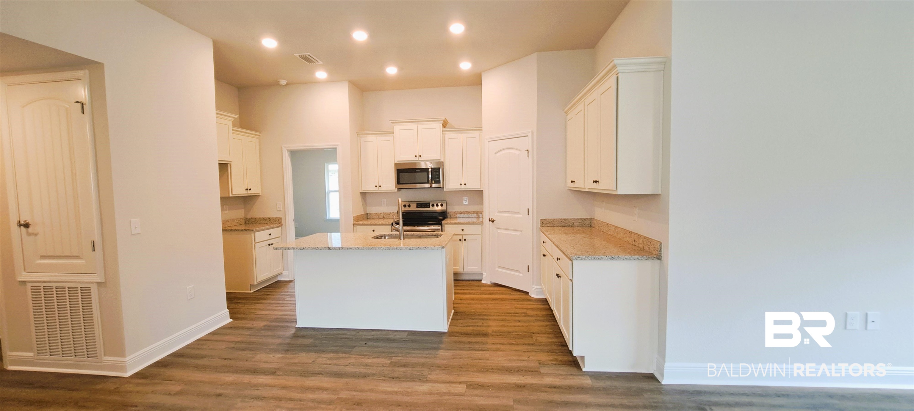 1327 Plymouth Drive Foley, AL 36535 - Photo 10 of 20