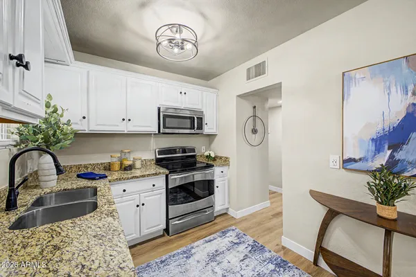 $425,000 | 429 West 9th Street, Mesa, AZ 85201