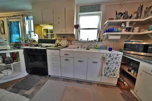 $139,500 | 242 Crescent Park Road, New Limerick, ME 04761