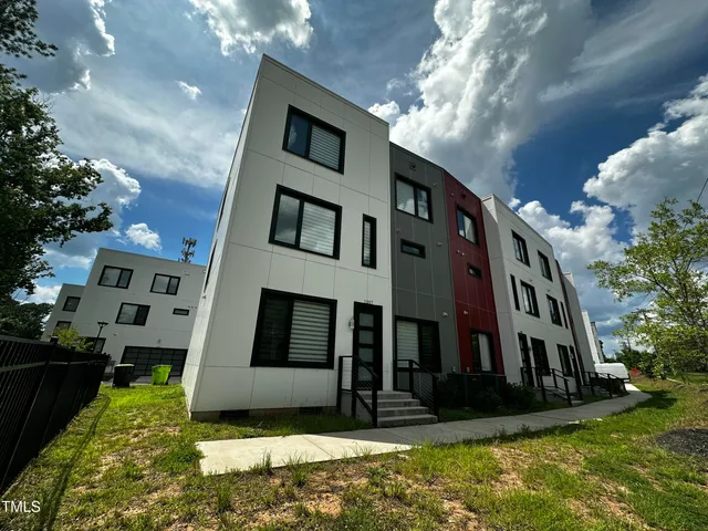 $2,800 | 1206 Nova Street, Durham, NC 27713