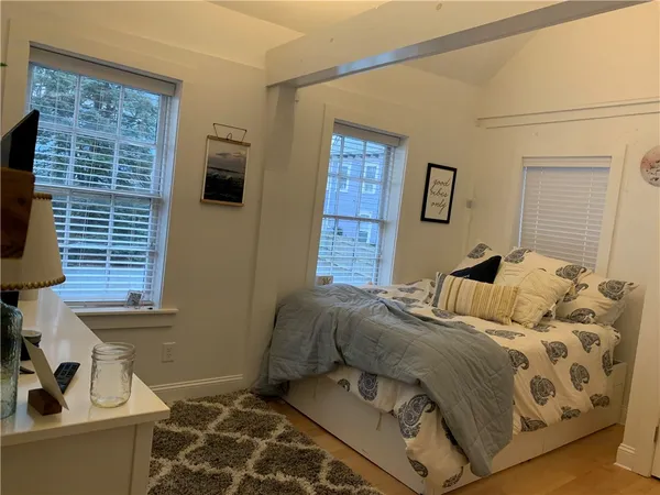 $4,000 | 5 Division Street, Newport, RI 02840