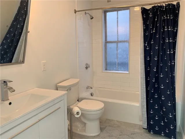 $4,000 | 5 Division Street, Newport, RI 02840