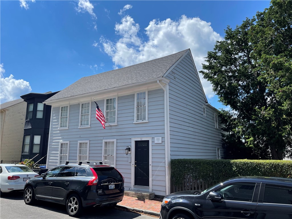 5 Division Street Newport, RI 02840 - Photo 10 of 28