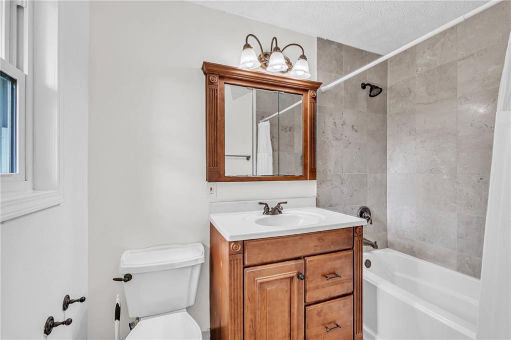 318 Tyrone Road Fayetteville, GA 30214 - Photo 34 of 49