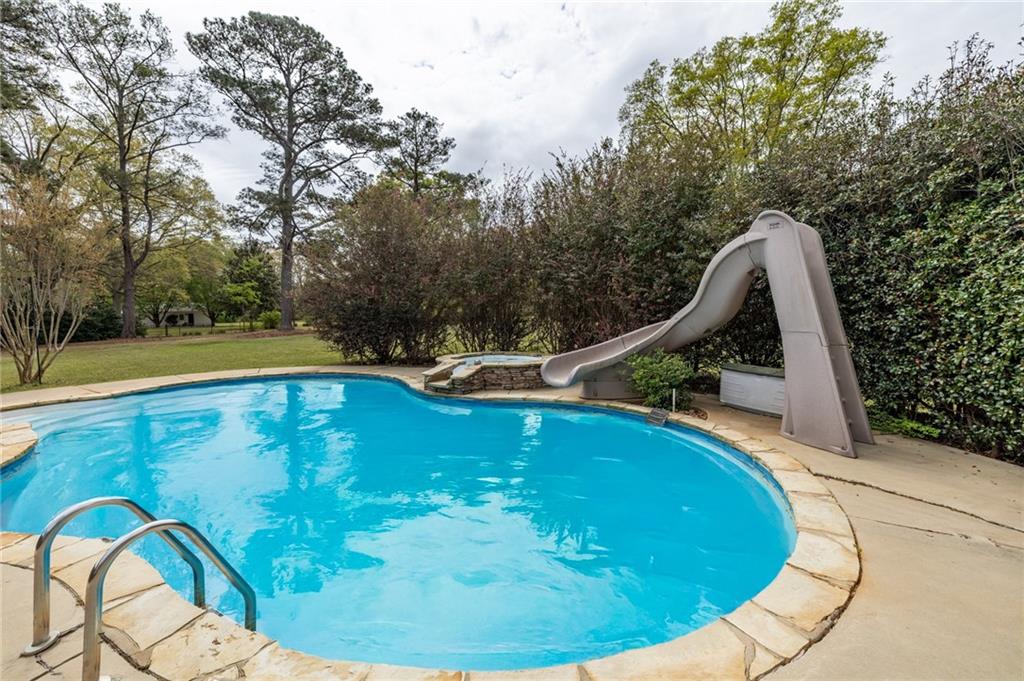 318 Tyrone Road Fayetteville, GA 30214 - Photo 46 of 49