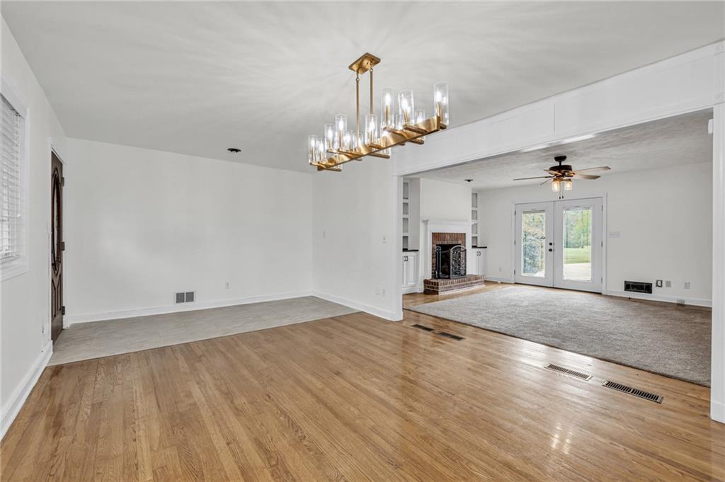 318 Tyrone Road Fayetteville, GA 30214 - Photo 5 of 49