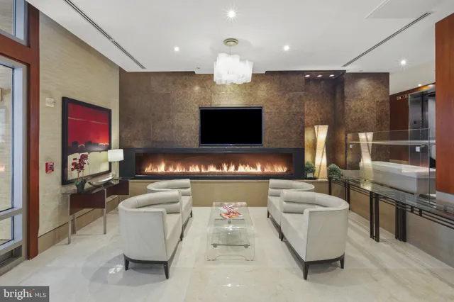 $599,000 | 811 4th Street Northwest, Unit 612, Washington, DC 20001