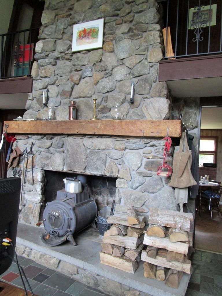 327 Cobb Hill Road Moretown, VT 05676 - Photo 2 of 13 Gallery Image 2