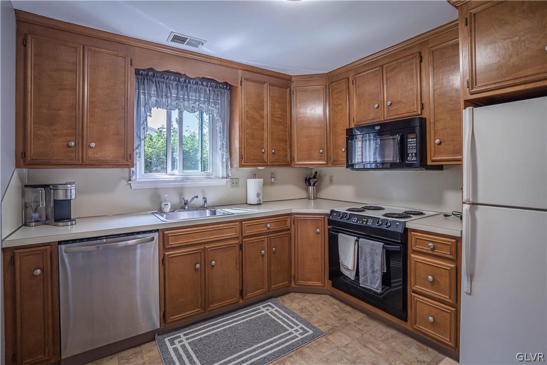 938 Cold Spring Road, Unit 3 Allentown, PA 18103 - Photo 5 of 24 Gallery Image 5