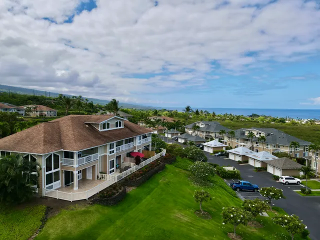 $749,000 | 75-6060 Kuakini Highway, Unit B23, Kailua-Kona, HI 96740