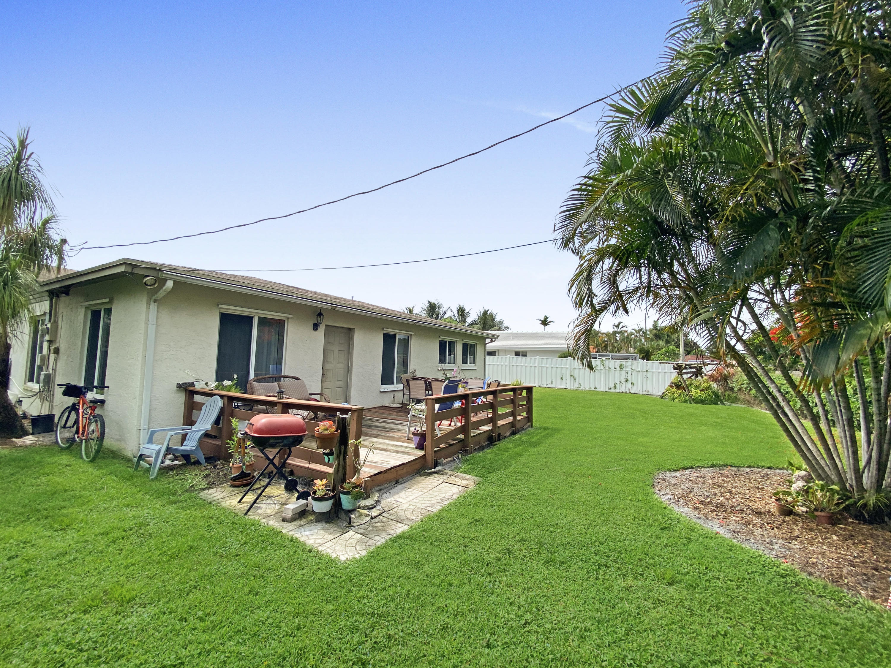 4327 Northwest 2nd Terrace Boca Raton, FL 33431 - Photo 7 of 25 Back of House