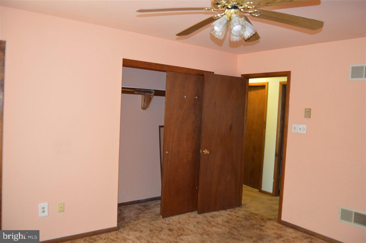27 Jackson Road Gettysburg, PA 17325 - Photo 8 of 14 Gallery Image 8