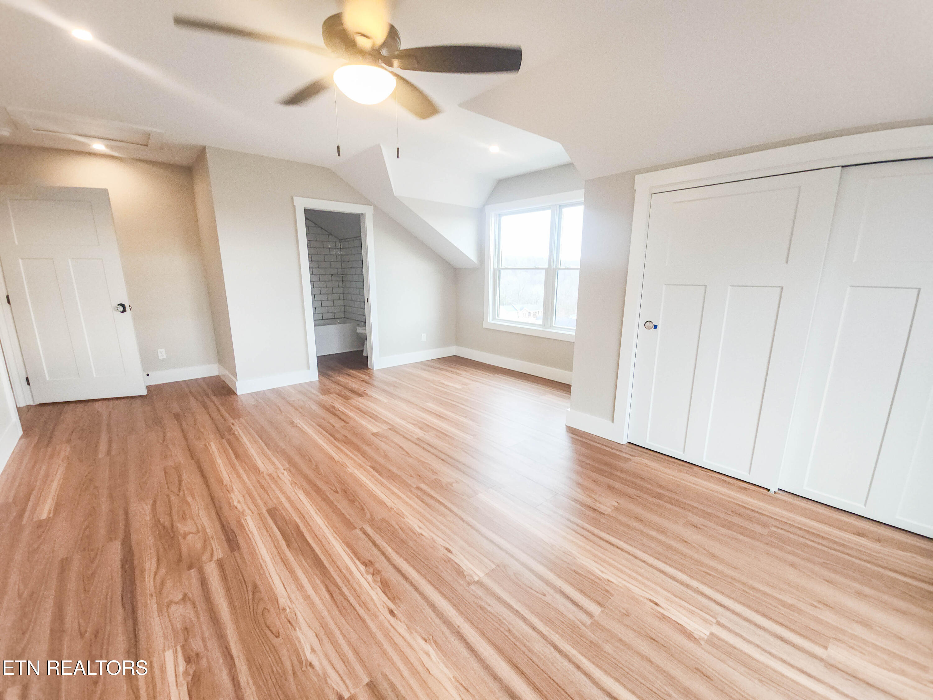 130 Middle Glen Road Maynardville, TN 37807 - Photo 26 of 35 middle glen br2 c
