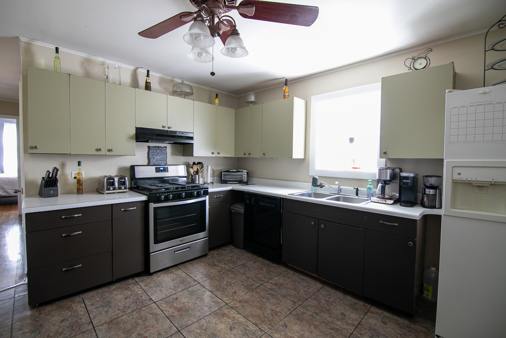 208 Violet Avenue Fox River Grove, IL 60021 - Photo 7 of 17
