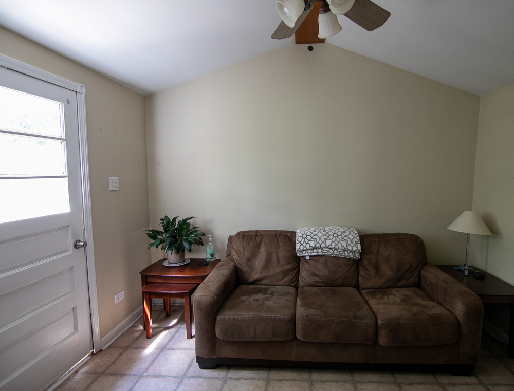 208 Violet Avenue Fox River Grove, IL 60021 - Photo 10 of 17