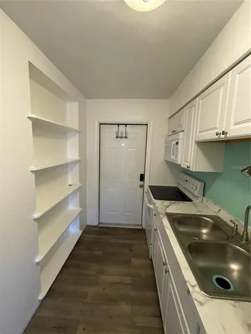 $1,200 | 4250 37th Street South, Unit 2, St. Petersburg, FL 33711