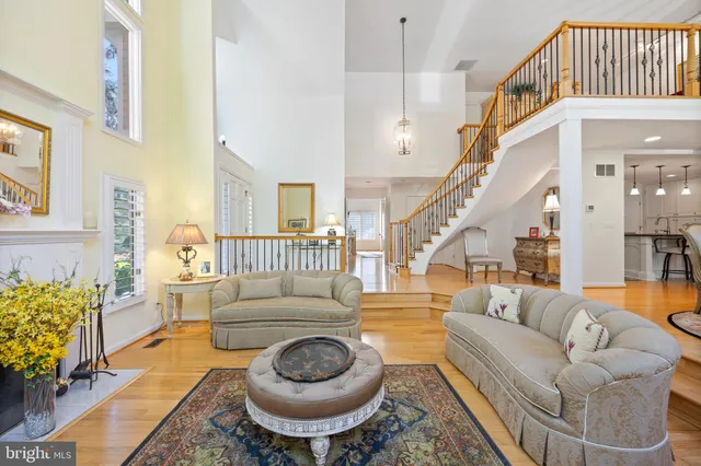 $930,000 | 20 Old Boxwood Lane, Lutherville-Timonium, MD 21093