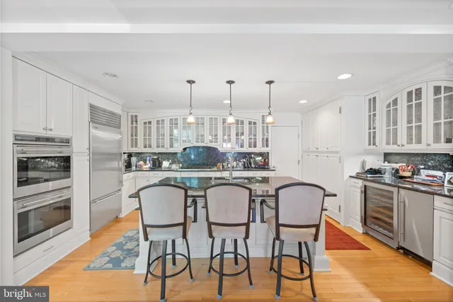 $930,000 | 20 Old Boxwood Lane, Lutherville-Timonium, MD 21093