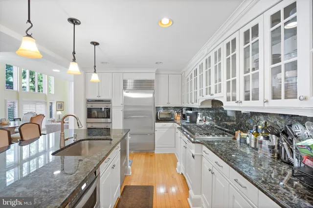 $930,000 | 20 Old Boxwood Lane, Lutherville-Timonium, MD 21093