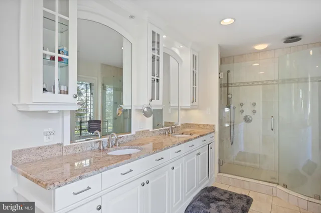 $930,000 | 20 Old Boxwood Lane, Lutherville-Timonium, MD 21093