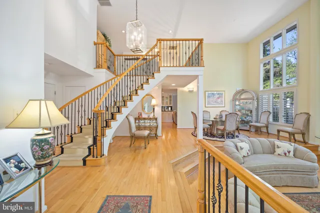 $930,000 | 20 Old Boxwood Lane, Lutherville-Timonium, MD 21093