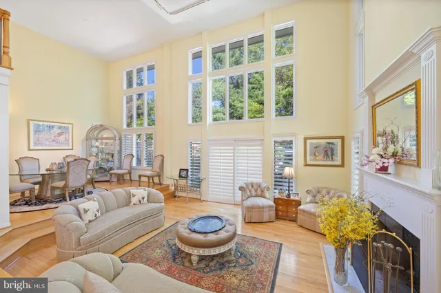 $930,000 | 20 Old Boxwood Lane, Lutherville-Timonium, MD 21093