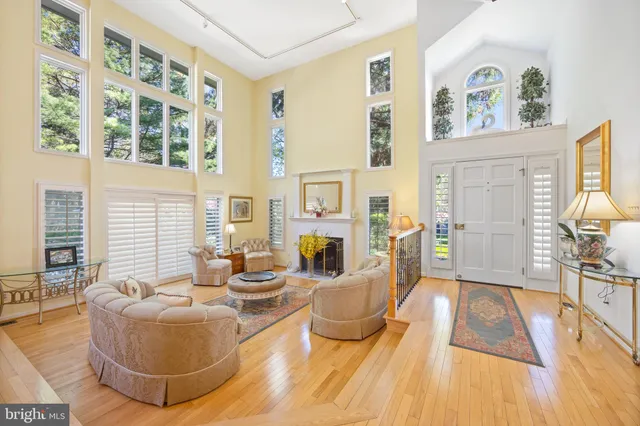 $930,000 | 20 Old Boxwood Lane, Lutherville-Timonium, MD 21093