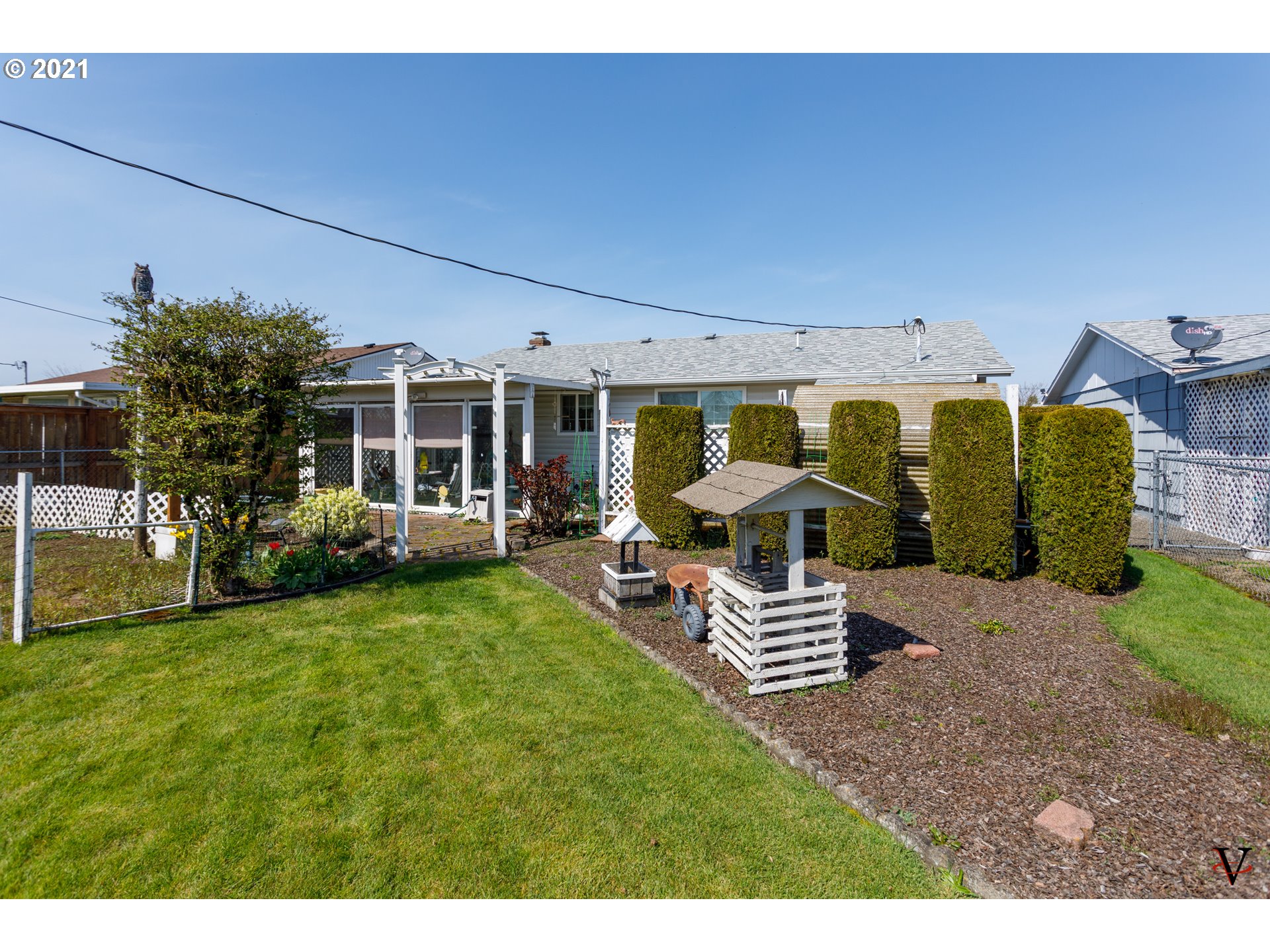 1388 Rainier Road Woodburn, OR 97071 - Photo 13 of 21