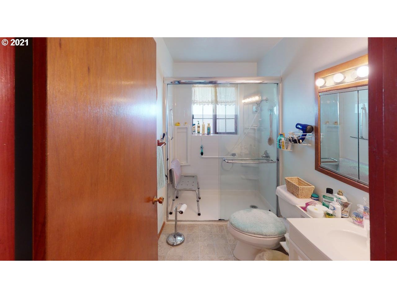 1388 Rainier Road Woodburn, OR 97071 - Photo 9 of 21